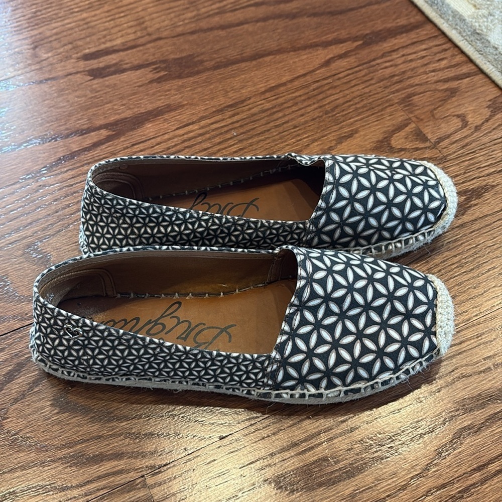 Brighton Black tan Rattan canvas Espadrilles fabric upper leather insole slip on